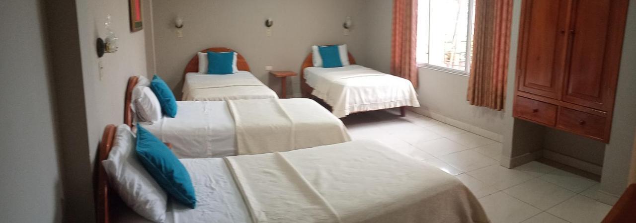Hotel Palmeras Galapagos Puerto Ayora  Buitenkant foto