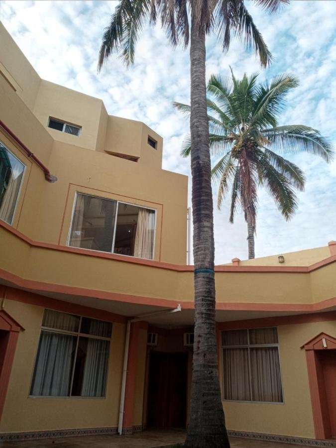 Hotel Palmeras Galapagos Puerto Ayora  Buitenkant foto